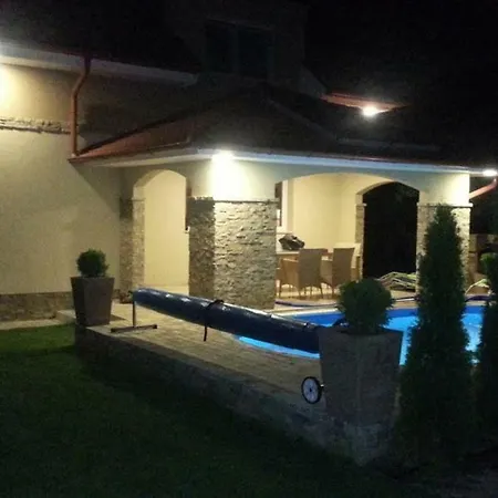 Liget Holiday home *
